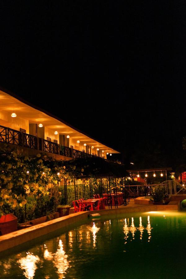 Bamboo Garden Hotel Serrekunda Ngoại thất bức ảnh