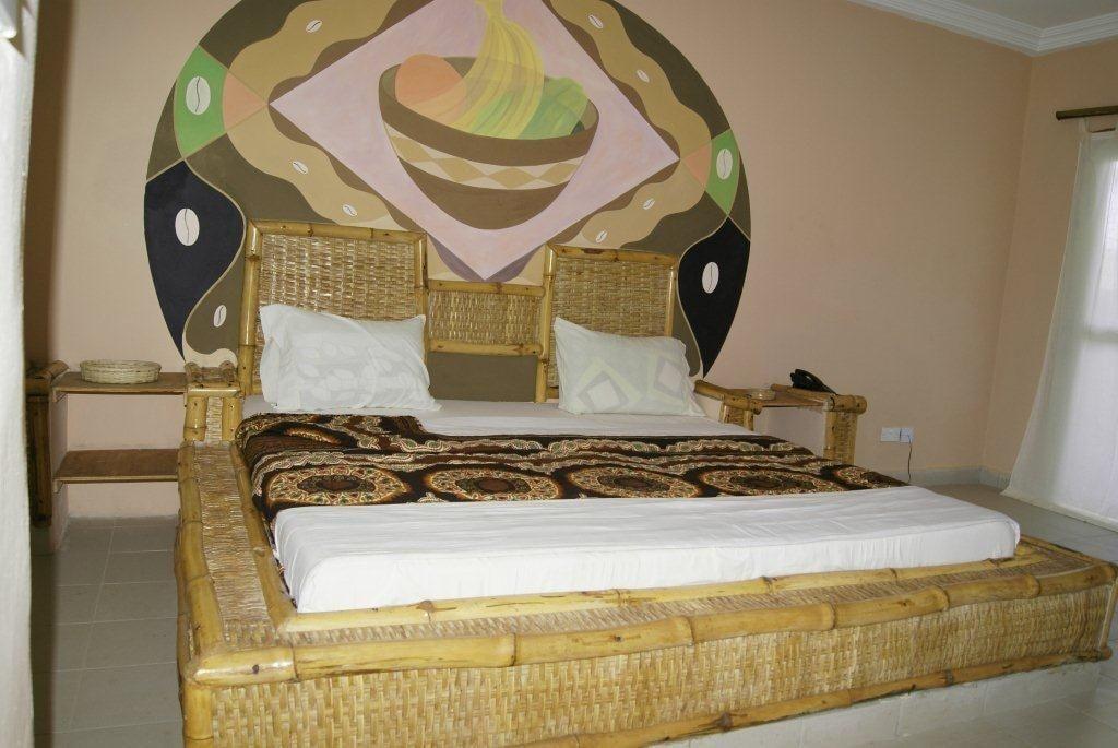 Bamboo Garden Hotel Serrekunda Ngoại thất bức ảnh