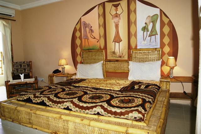 Bamboo Garden Hotel Serrekunda Ngoại thất bức ảnh